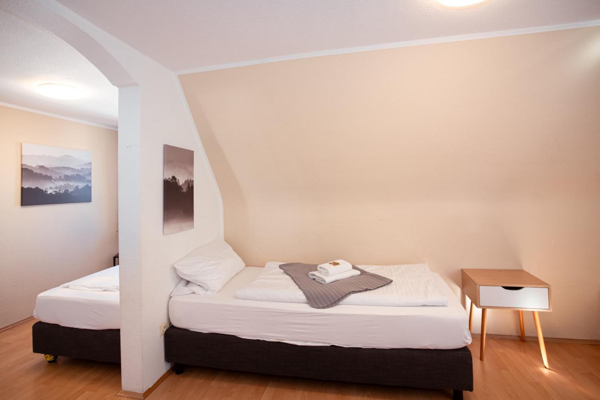 Ferienwohnung Haus99 Heiligenstrasse Fürth Exterior foto
